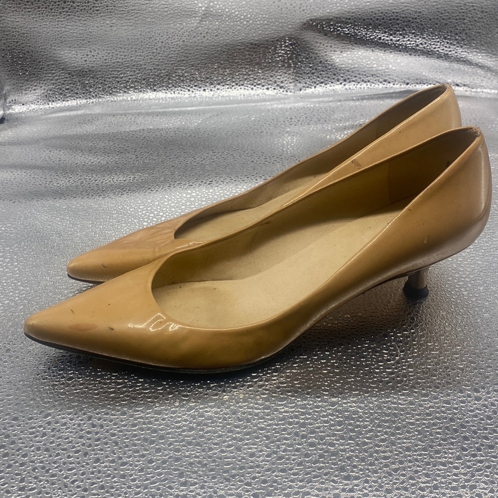 Stuart Weitzman Ratatat Nude Kitten Pumps